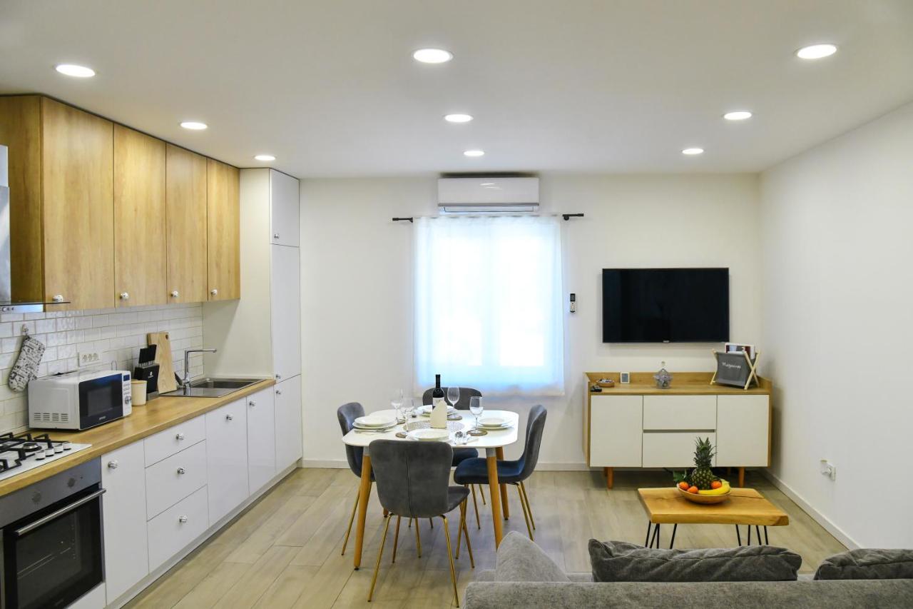 Apartment Maris Sinj Esterno foto