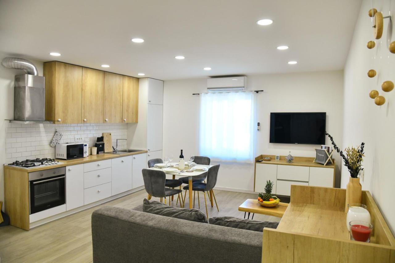 Apartment Maris Sinj Esterno foto